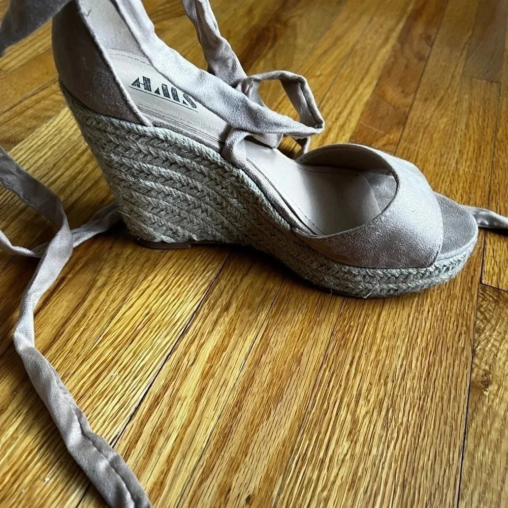 Beige espadrilles - Picture 6 of 6